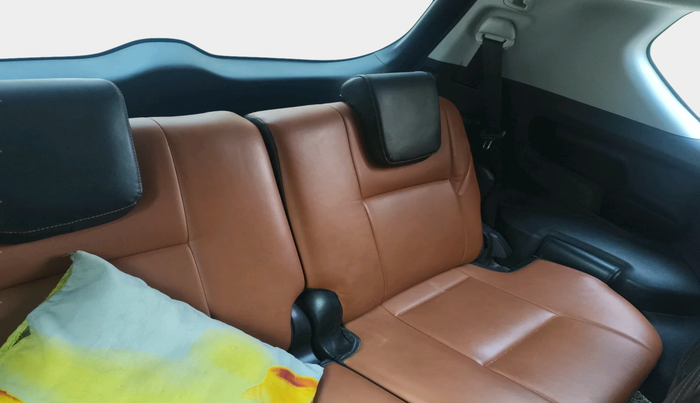 2017 Toyota Innova Crysta 2.4 VX 7 STR, Diesel, Manual, 1,37,820 km, interior