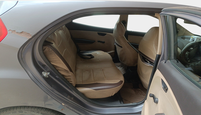 2014 Hyundai Eon MAGNA +, Petrol, Manual, 96,017 km, interior