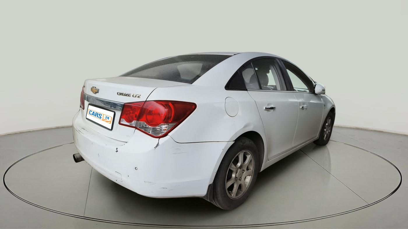 2011 Chevrolet Cruze LTZ, Diesel, Manual, 79,850 km, exterior