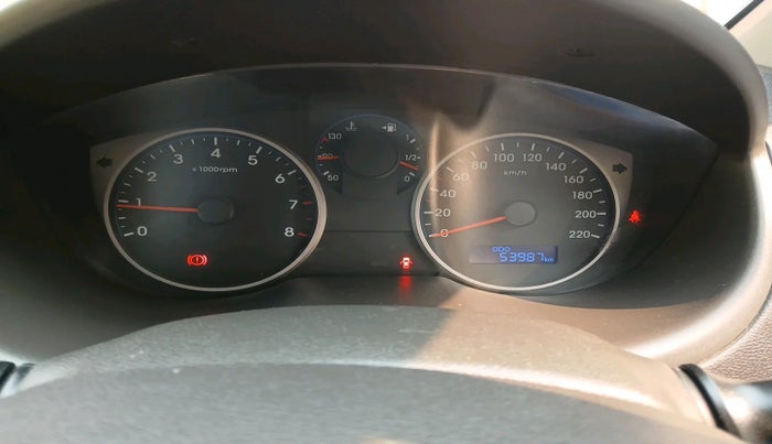 2013 Hyundai i20 SPORTZ 1.2, Petrol, Manual, 53,987 km, interior