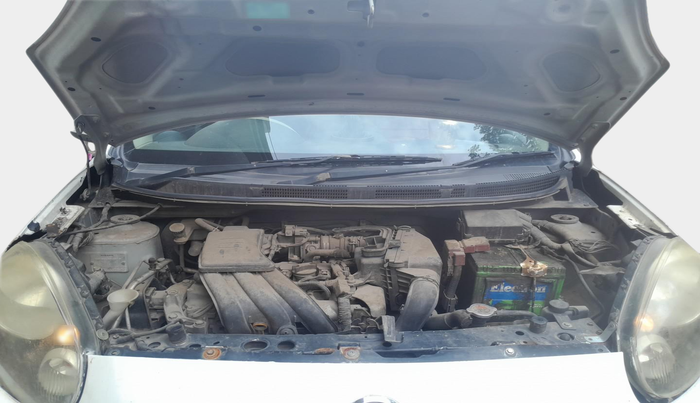 2014 Nissan Micra Active XV, Petrol, Manual, 56,348 km, exterior
