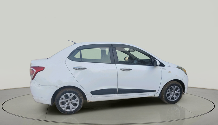 2016 Hyundai Xcent BASE 1.1, Diesel, Manual, 1,06,063 km, exterior