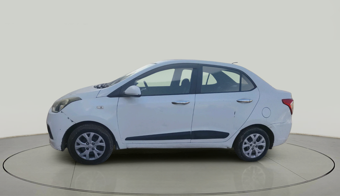 2016 Hyundai Xcent BASE 1.1, Diesel, Manual, 1,06,063 km, exterior