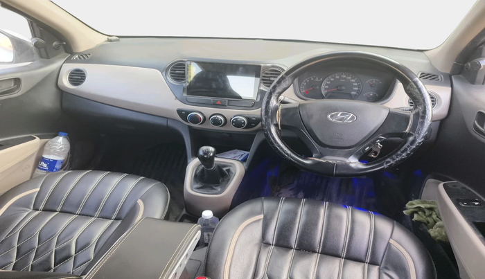 2016 Hyundai Xcent BASE 1.1, Diesel, Manual, 1,06,063 km, interior