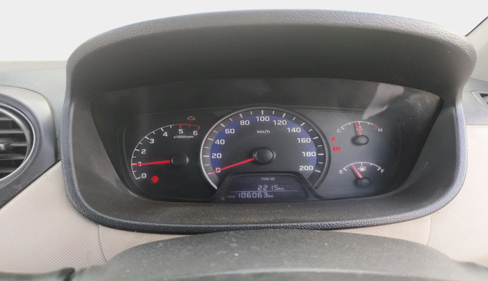 2016 Hyundai Xcent BASE 1.1, Diesel, Manual, 1,06,063 km, interior