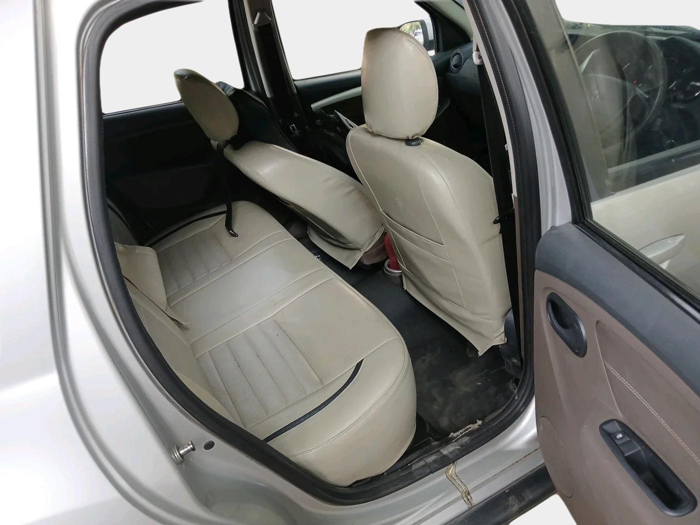 2016 Renault Duster 85 PS RXL DIESEL, Diesel, Manual, 1,74,458 km, interior