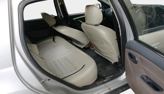 2016 Renault Duster 85 PS RXL DIESEL, Diesel, Manual, 1,74,458 km, interior