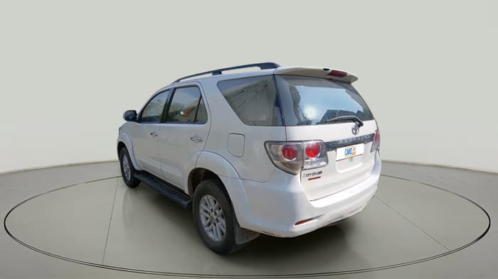 2014 Toyota Fortuner 3.0 4X2 AT, Diesel, Automatic, 2,40,106 km, exterior