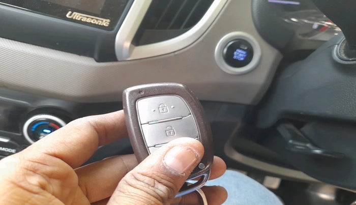 2016 Hyundai Creta SX PLUS 1.6 PETROL, Petrol, Manual, 86,506 km, interior