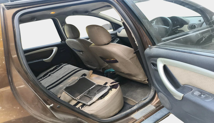 2013 Renault Duster 110 PS RXL DIESEL, Diesel, Manual, 1,32,276 km, interior