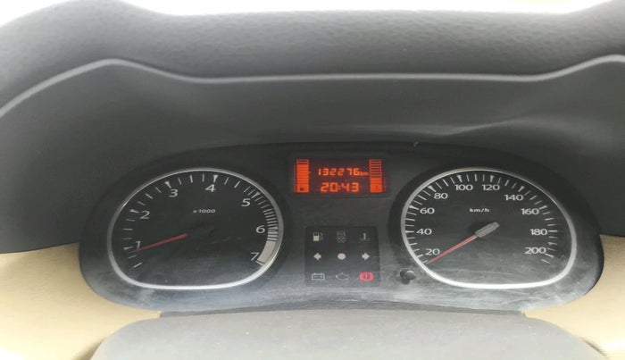 2013 Renault Duster 110 PS RXL DIESEL, Diesel, Manual, 1,32,276 km, interior