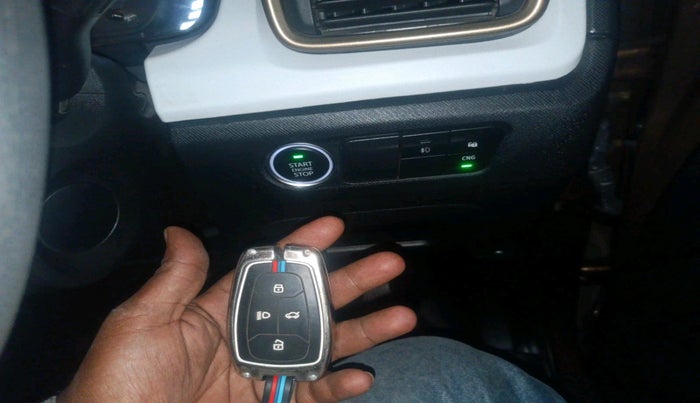 2024 Tata PUNCH ACCOMPLISHED MT CNG, Petrol, Manual, 19,192 km, interior