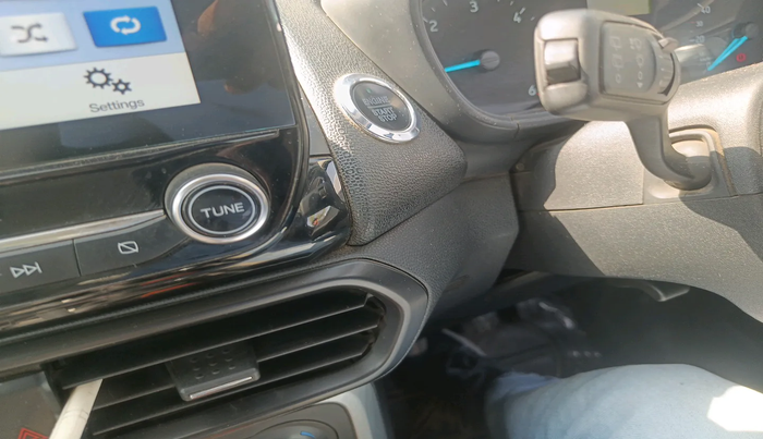 2018 Ford Ecosport TITANIUM 1.5L DIESEL, Diesel, Manual, 1,71,838 km, interior