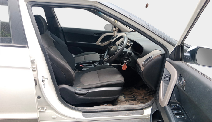 2016 Hyundai Creta BASE 1.6 PETROL, Petrol, Manual, 68,780 km, interior