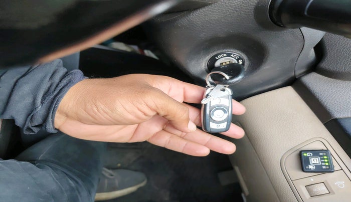 2017 Hyundai Eon ERA +, Petrol, Manual, 52,995 km, interior