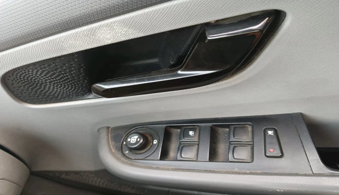 2021 Tata ALTROZ XM DIESEL, Diesel, Manual, 96,744 km, interior