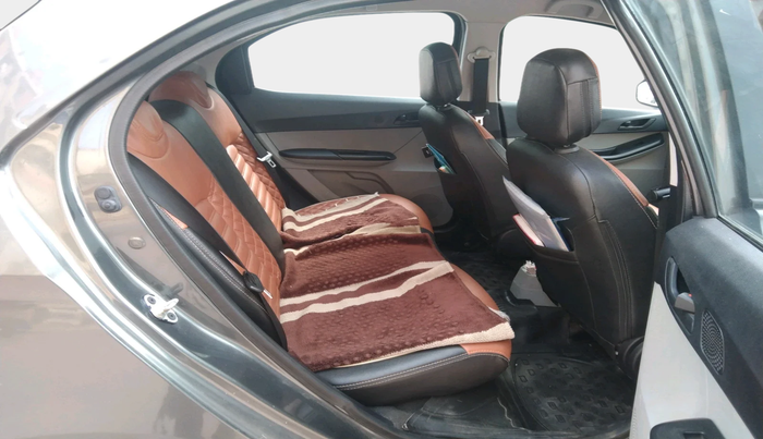 2022 Tata Tiago XT CNG, Petrol, Manual, 43,744 km, interior