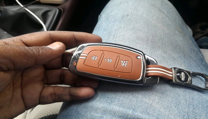 2023 Hyundai AURA SX 1.2 CNG, Petrol, Manual, 1,11,829 km, interior