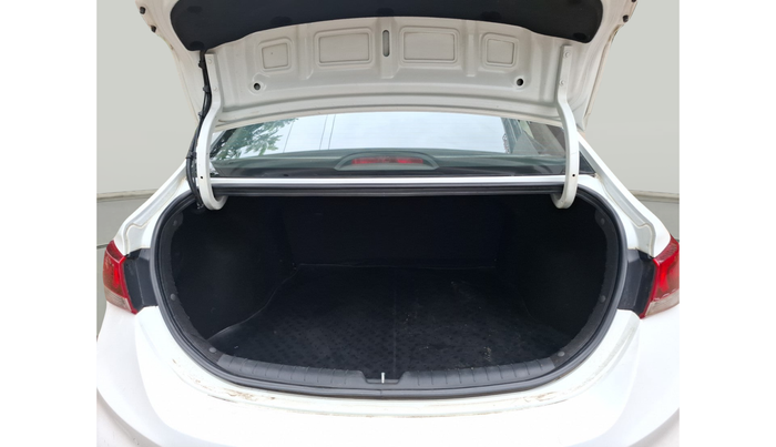 2019 Hyundai Verna 1.6 CRDI SX + AT, Diesel, Automatic, 2,13,604 km, exterior