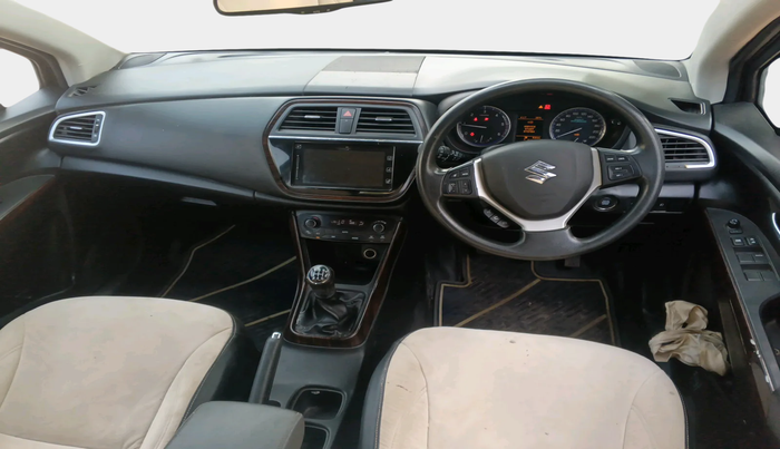 2018 Maruti S Cross ALPHA 1.3, Diesel, Manual, 61,960 km, interior