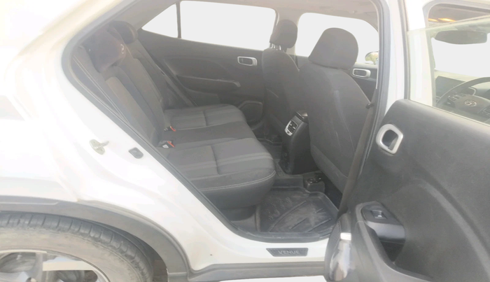 2019 Hyundai VENUE SX PLUS 1.0 TURBO DCT, Petrol, Automatic, 1,28,485 km, interior