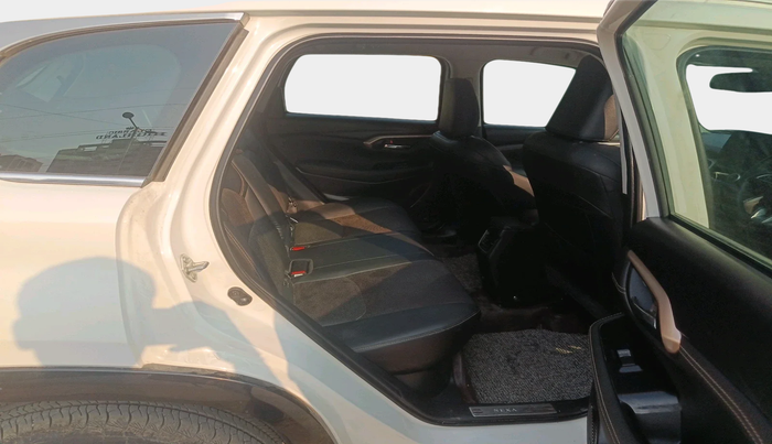 2024 Toyota URBAN CRUISER HYRYDER G HYBRID, Hybrid, Automatic, 47,629 km, interior