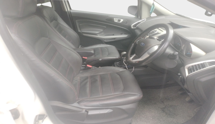 2014 Ford Ecosport TITANIUM 1.5L DIESEL (OPT), Diesel, Manual, 1,02,350 km, interior