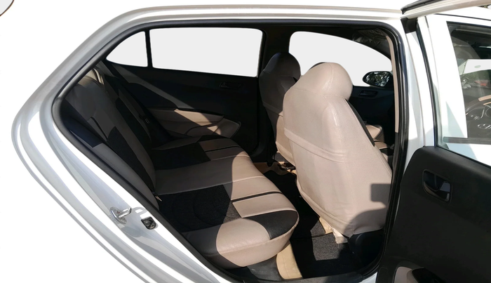 2015 Hyundai Grand i10 MAGNA 1.2 KAPPA VTVT, Petrol, Manual, 24,305 km, interior