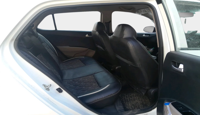 2018 Hyundai Grand i10 SPORTZ 1.2 KAPPA VTVT, Petrol, Manual, 40,881 km, interior