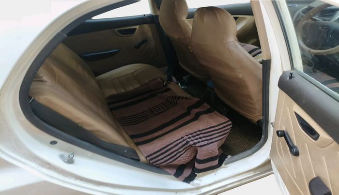 2018 Hyundai Eon ERA +, Petrol, Manual, 1,69,148 km, interior