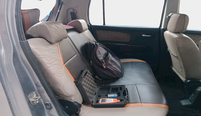 2017 Maruti Wagon R 1.0 VXI, Petrol, Manual, 1,21,500 km, interior