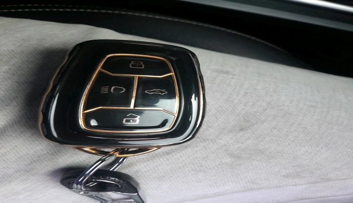 2020 Tata Harrier XT PLUS 2.0L KRYOTEC, Diesel, Manual, 50,296 km, interior