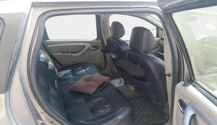 2013 Nissan Terrano XL D PLUS, Diesel, Manual, 90,581 km, interior