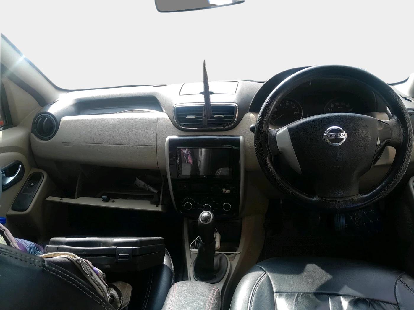 2013 Nissan Terrano XL D PLUS, Diesel, Manual, 91,065 km, interior