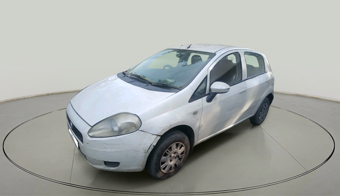 2014 Fiat Punto EVO ACTIVE 1.3 MULTIJET, Diesel, Manual, 1,27,608 km, exterior