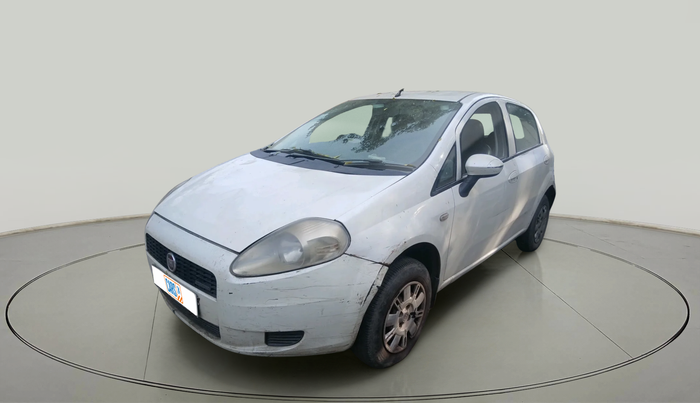 2014 Fiat Punto EVO ACTIVE 1.3 MULTIJET, Diesel, Manual, 1,27,608 km, exterior