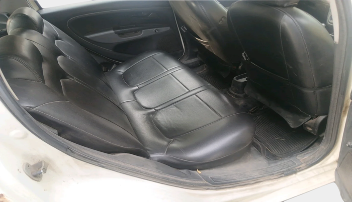 2014 Fiat Punto EVO ACTIVE 1.3 MULTIJET, Diesel, Manual, 1,27,608 km, interior