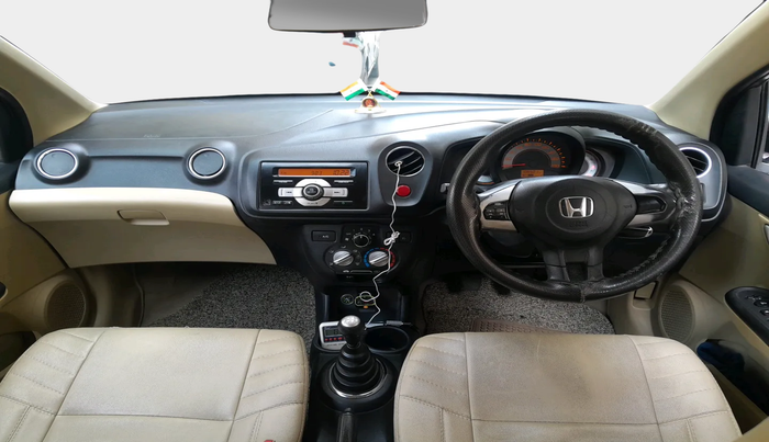 2014 Honda Brio VX MT, Petrol, Manual, 1,06,501 km, interior