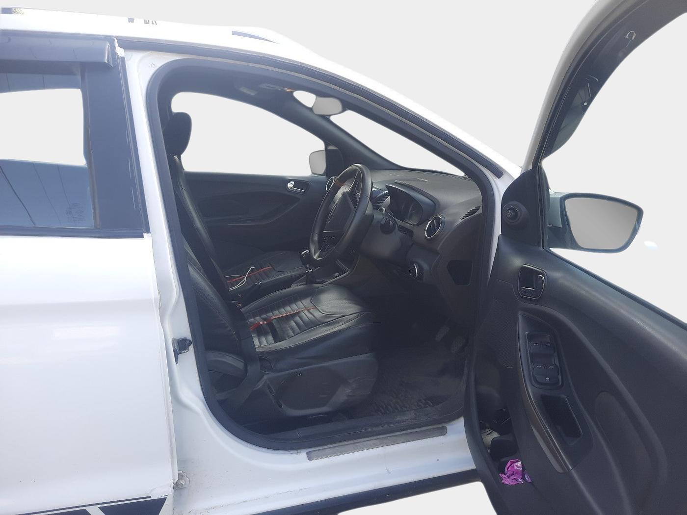 2019 Ford FREESTYLE TITANIUM 1.5 DIESEL, Diesel, Manual, 88,097 km, interior
