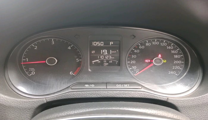 2019 Volkswagen Ameo HIGHLINE PLUS 1.5L AT 16 ALLOY, Diesel, Automatic, 1,10,123 km, interior