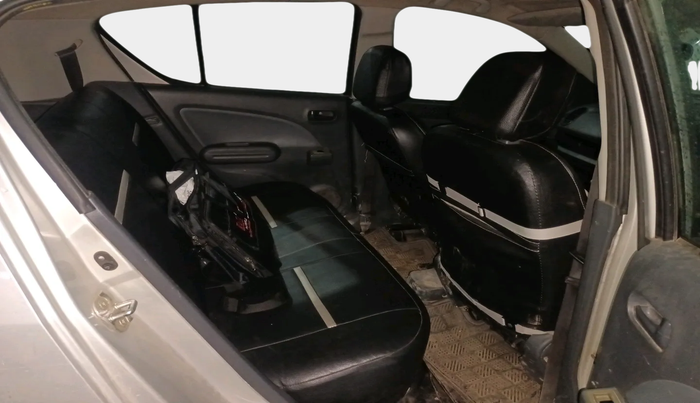 2010 Maruti Ritz LXI, Petrol, Manual, 1,11,405 km, interior