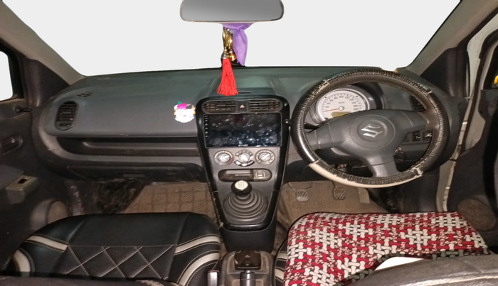 2010 Maruti Ritz LXI, Petrol, Manual, 1,11,405 km, interior