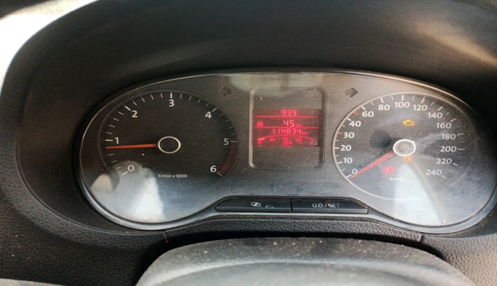 2013 Volkswagen Polo COMFORTLINE 1.2L, Diesel, Manual, 1,14,834 km, interior