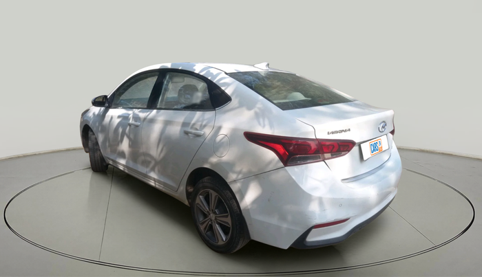 2018 Hyundai Verna 1.6 VTVT SX, Petrol, Manual, 99,041 km, exterior