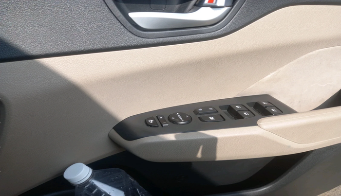 2018 Hyundai Verna 1.6 VTVT SX, Petrol, Manual, 99,041 km, interior