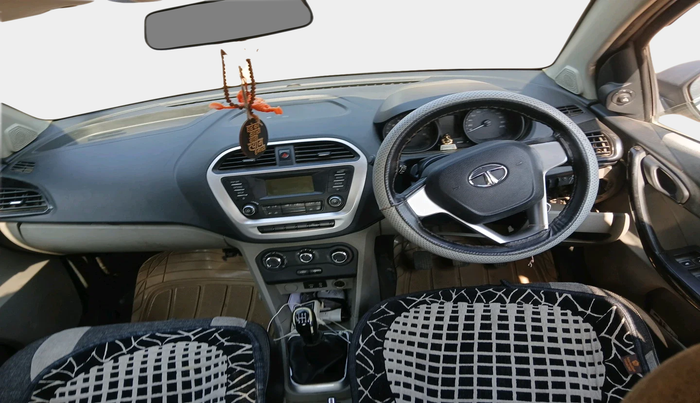 2017 Tata Tiago XT PETROL, Petrol, Manual, 1,73,004 km, interior