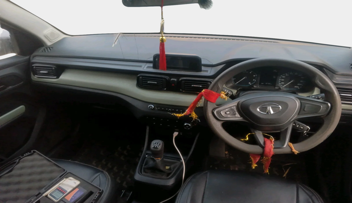 2022 Tata PUNCH ADVENTURE MT, Petrol, Manual, 35,706 km, interior