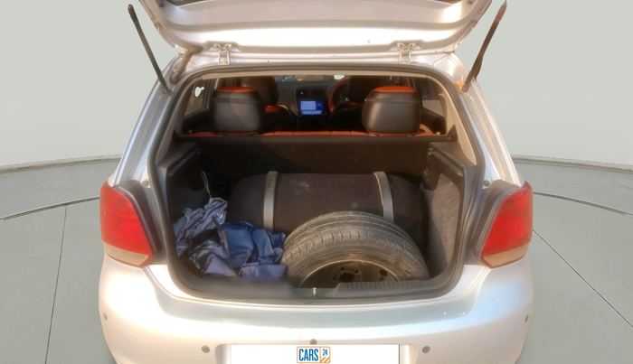 2014 Volkswagen Polo COMFORTLINE 1.2L, Petrol, Manual, 1,29,417 km, exterior