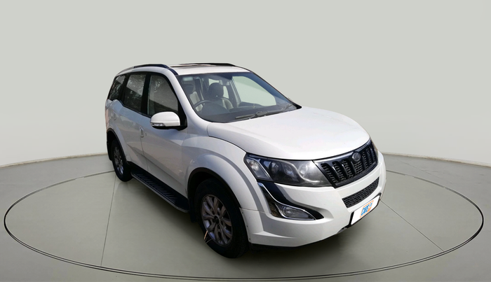 2016 Mahindra XUV500 W10, Diesel, Manual, 1,70,866 km, exterior