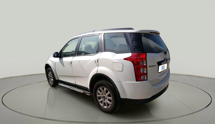 2016 Mahindra XUV500 W10, Diesel, Manual, 1,70,866 km, exterior